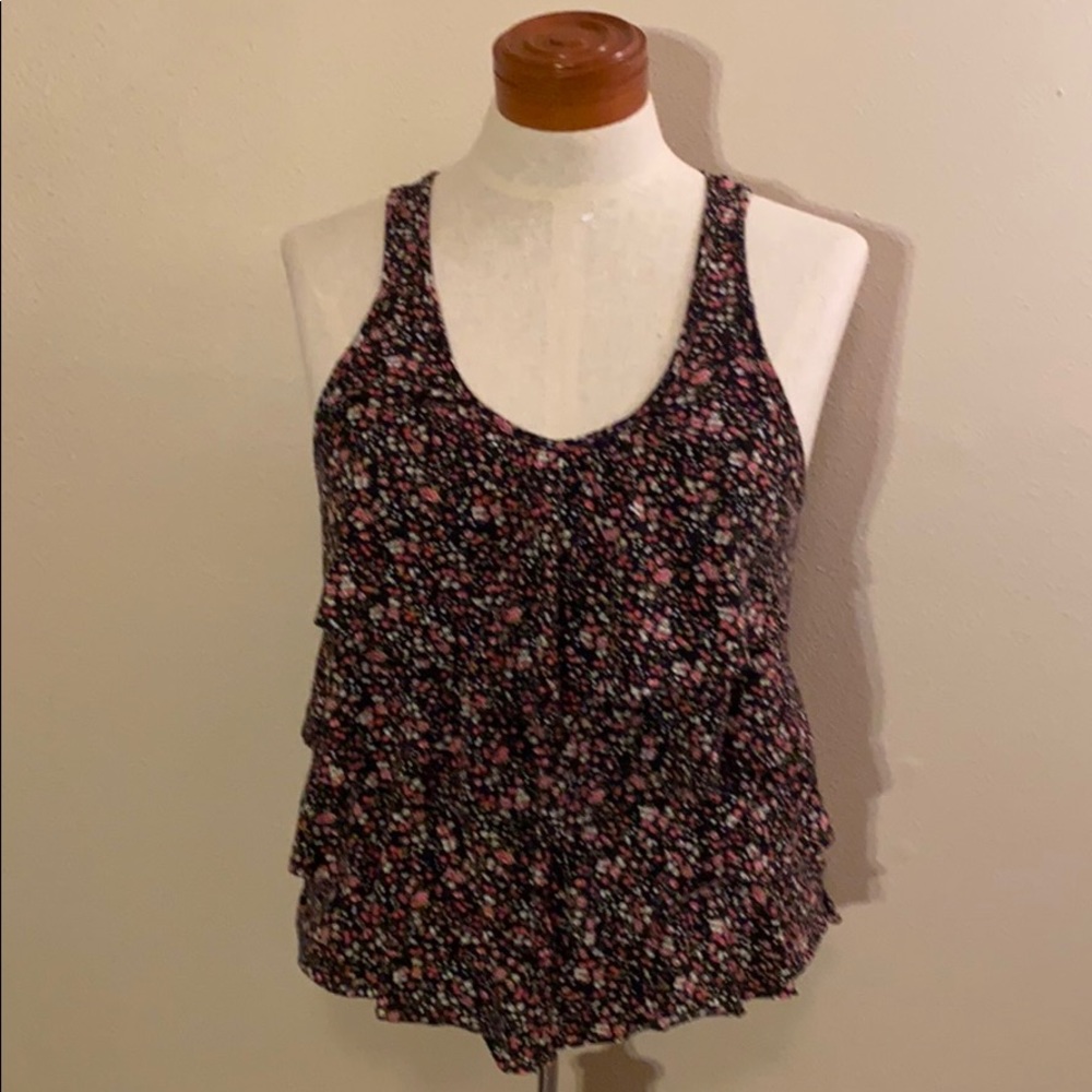 Pink/Black Floral Ruffle Tank Top! 🌸🌷🌹